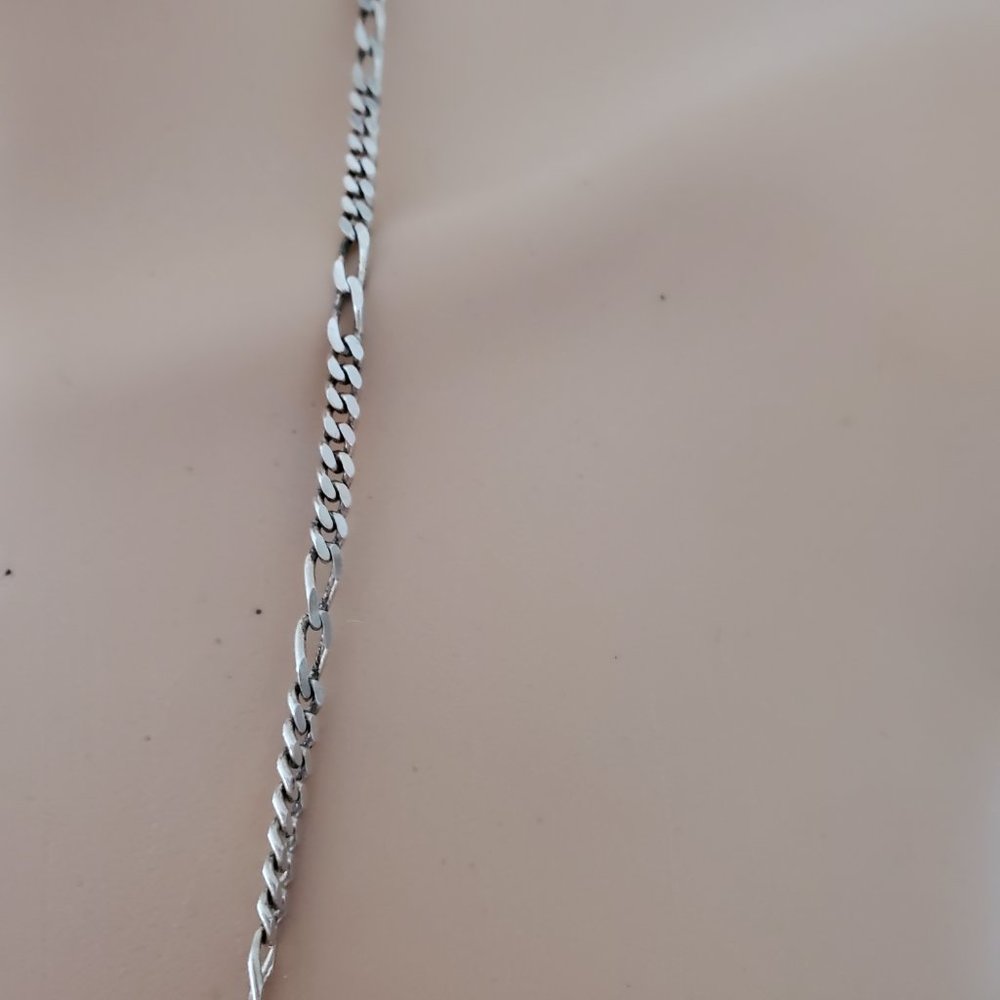 925 Sterling Silver Figaro Link Chain 30" total & Gift - Picture 4 of 4
